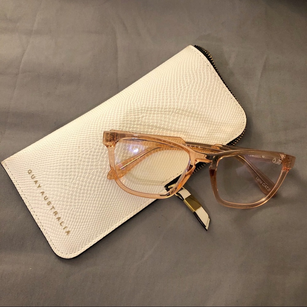 Chrissy Tiegen x QUAY Hardwire Blue Light Glasses